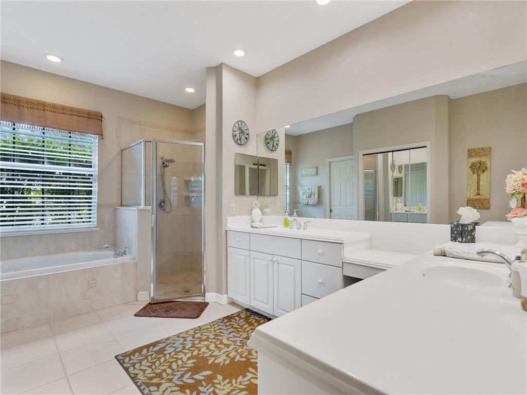 1055 White Tail Avenue SW
