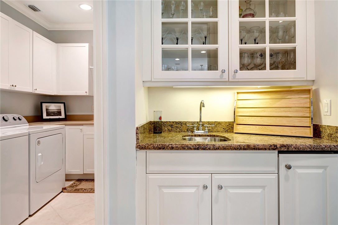 110 Island Plantation Terrace 102