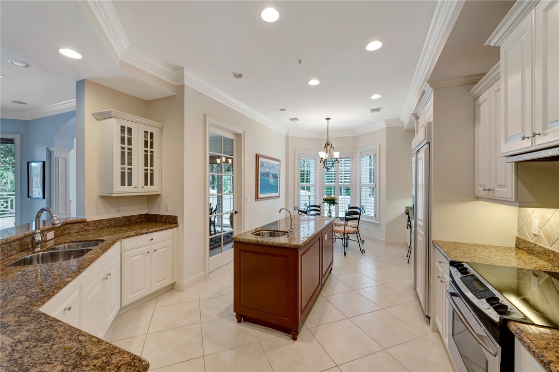 110 Island Plantation Terrace 102