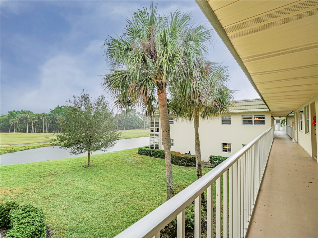 14 Vista Gardens Trail 202