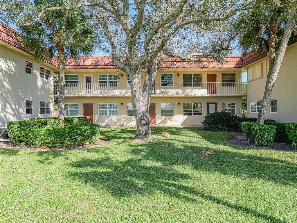 14 Vista Gardens Trail 202