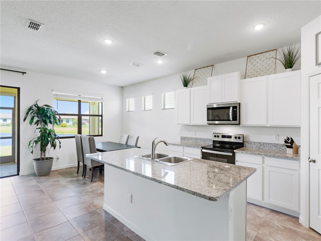 4136 Keeson Circle