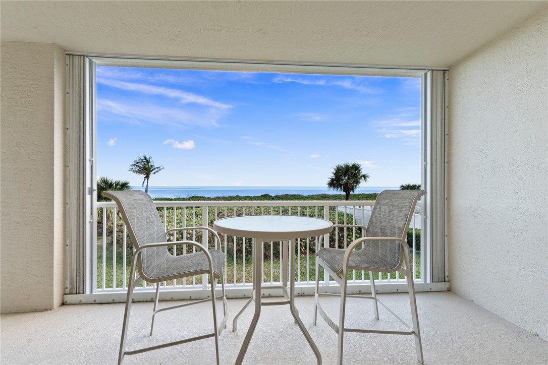 3920 N Highway A1a 203