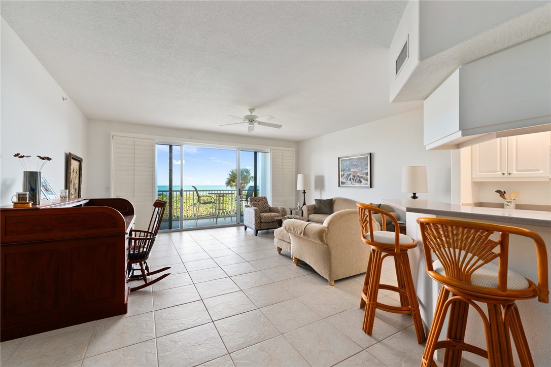 3920 N Highway A1a 203