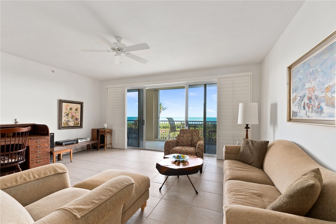 3920 N Highway A1a 203