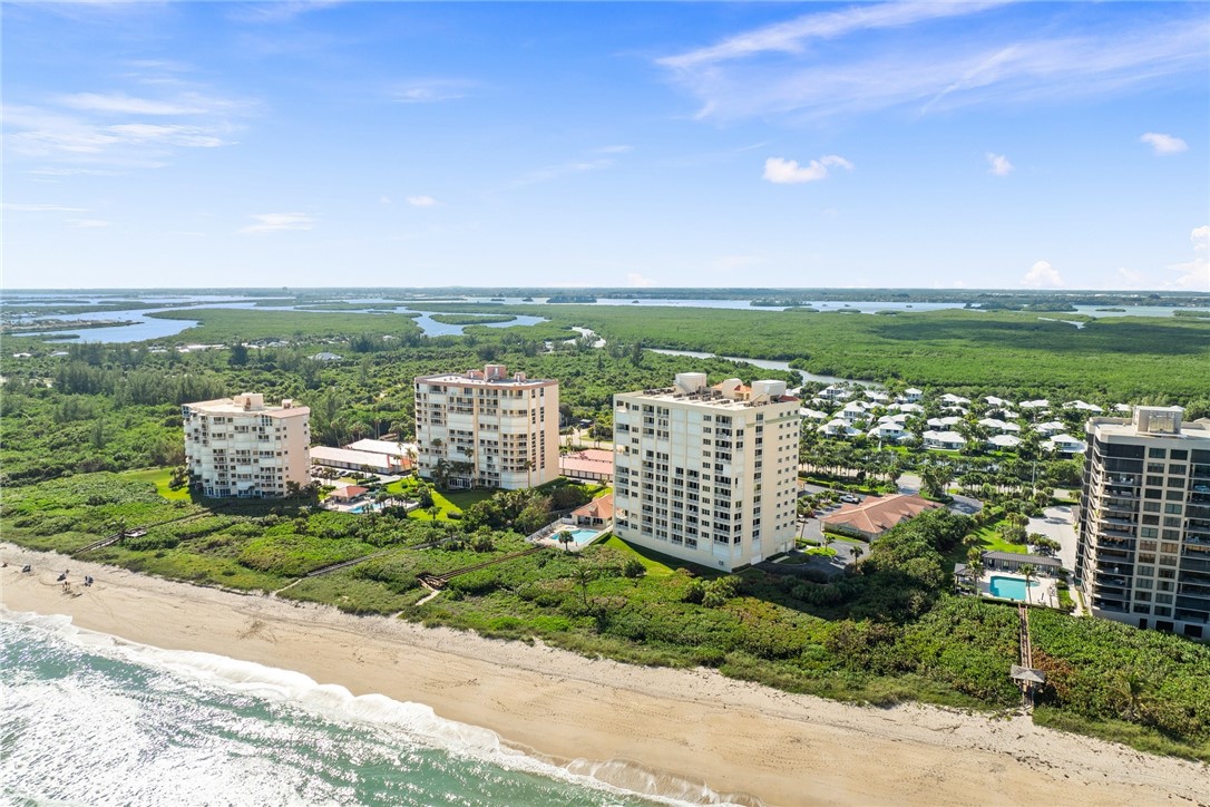 3920 N Highway A1a 203