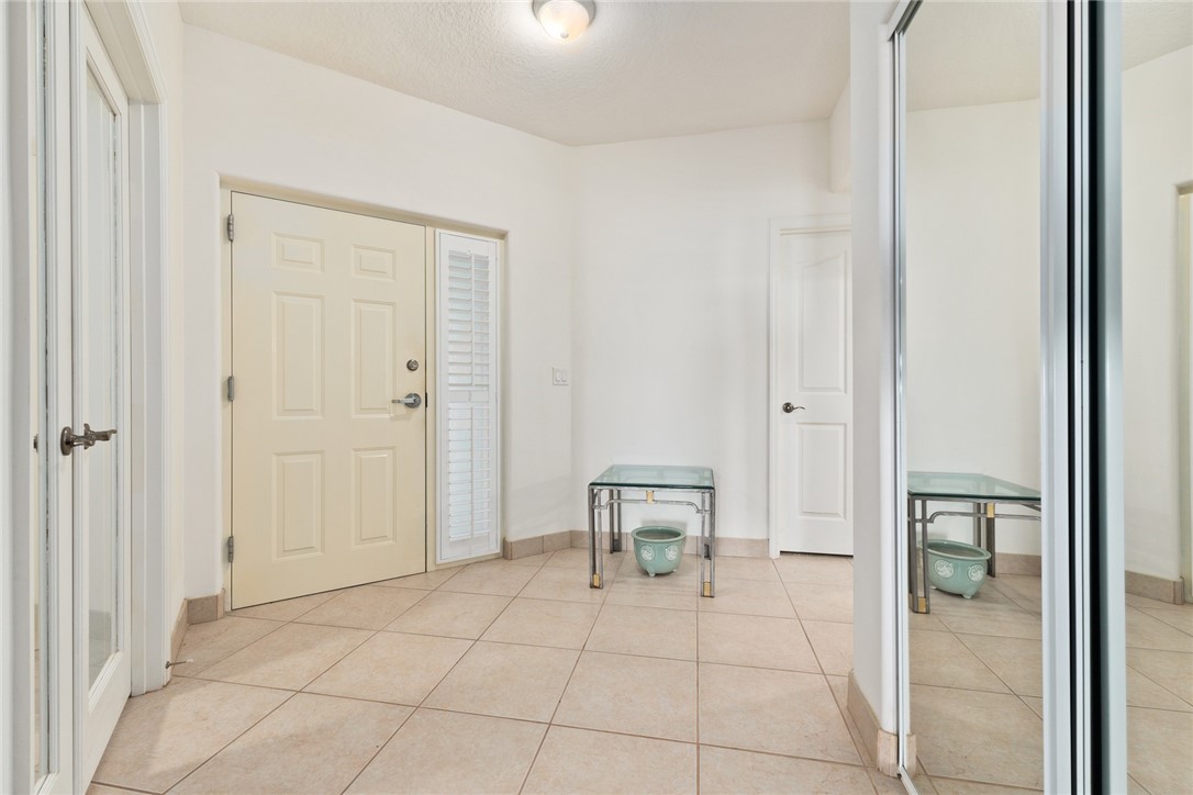3920 N Highway A1a 203