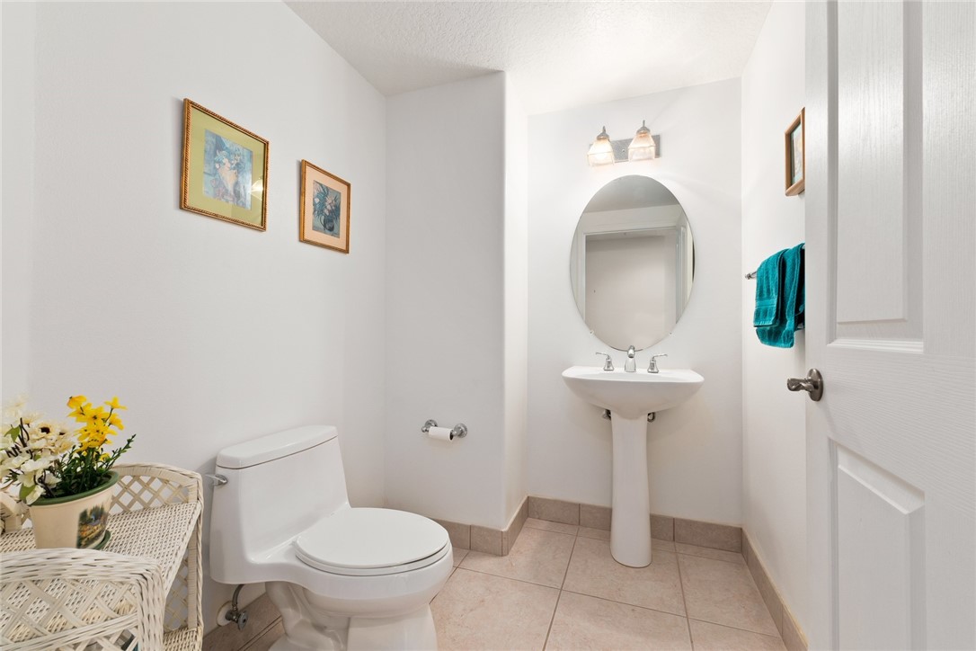3920 N Highway A1a 203