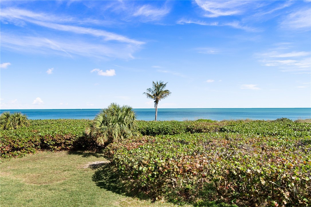 3920 N Highway A1a 203