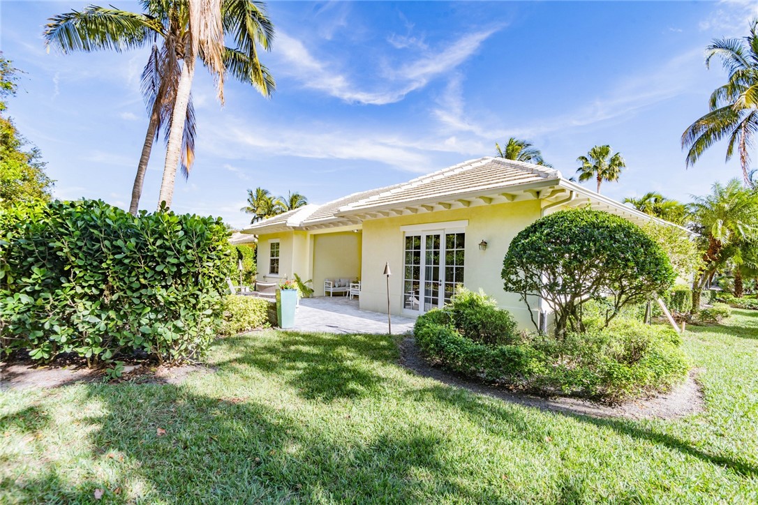 2833 Saint Barts Square