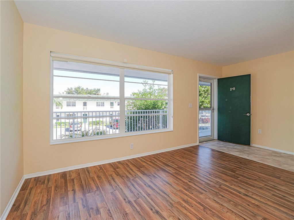 2800 Indian River Boulevard 8P