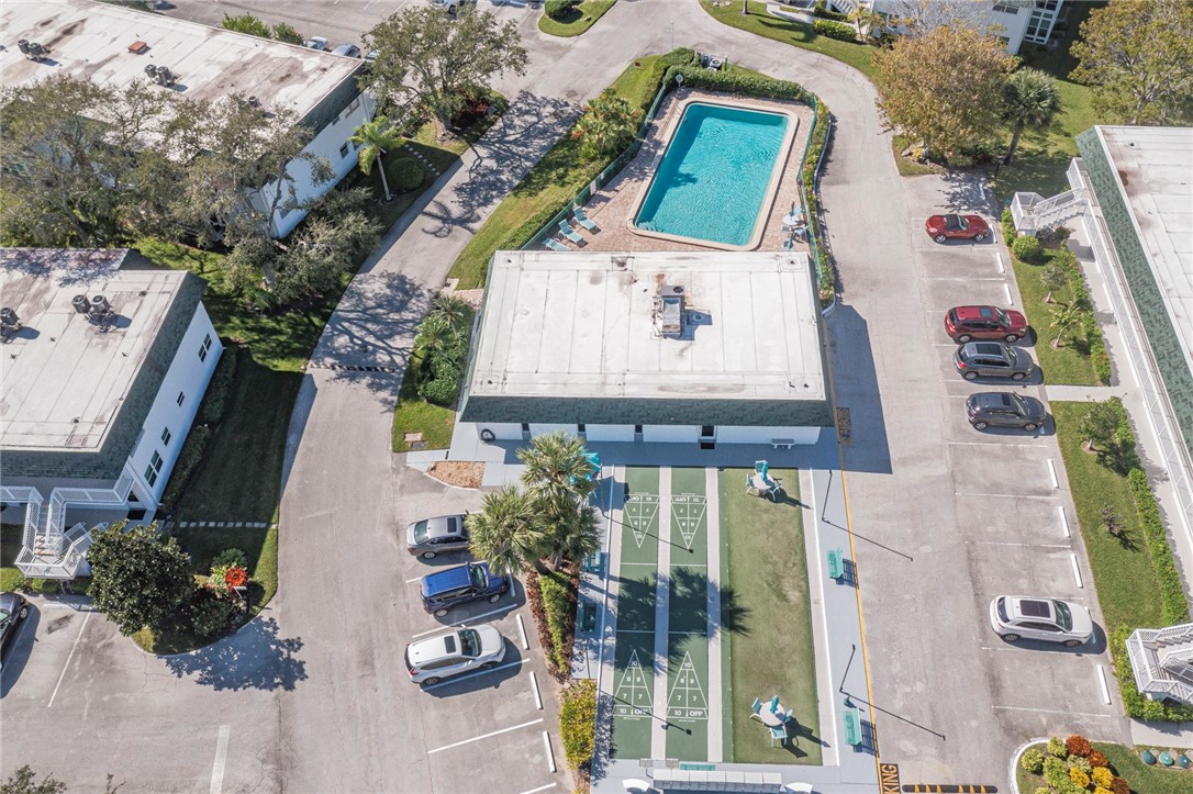 2800 Indian River Boulevard 8P