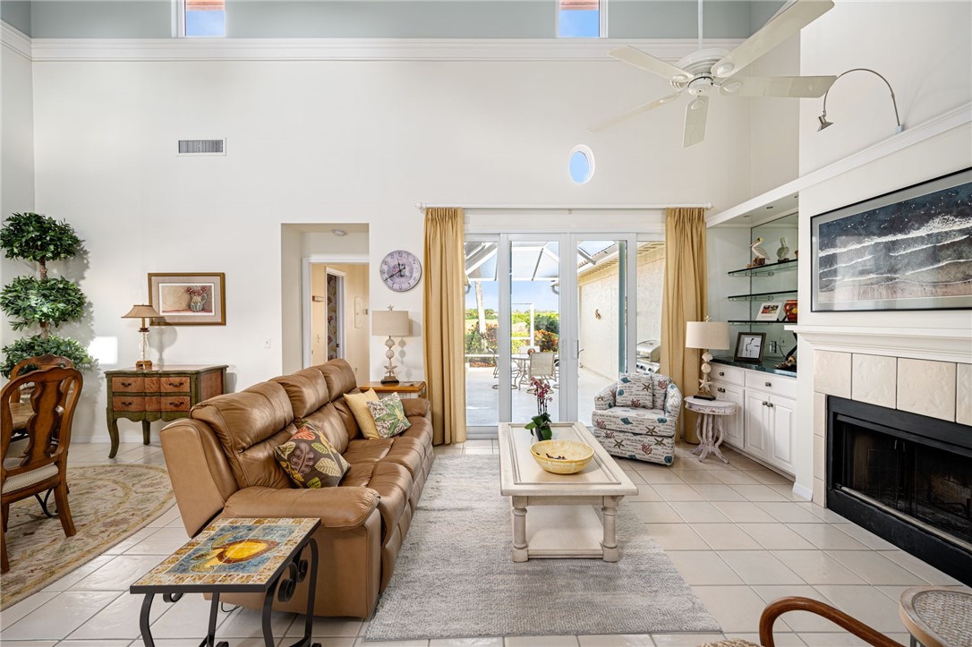 1524 Saint Davids Lane 1524