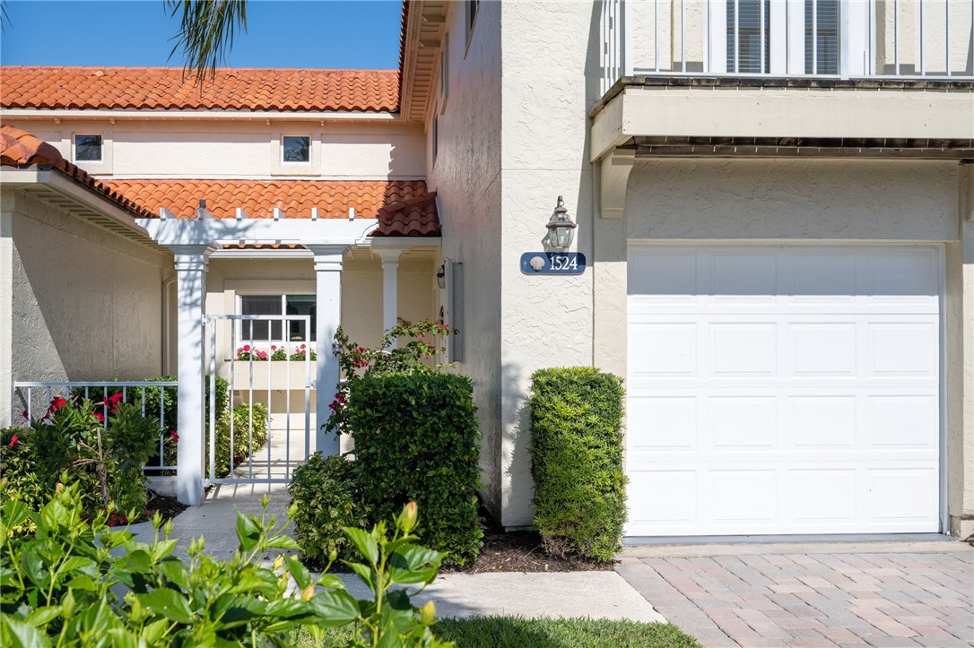 1524 Saint Davids Lane 1524