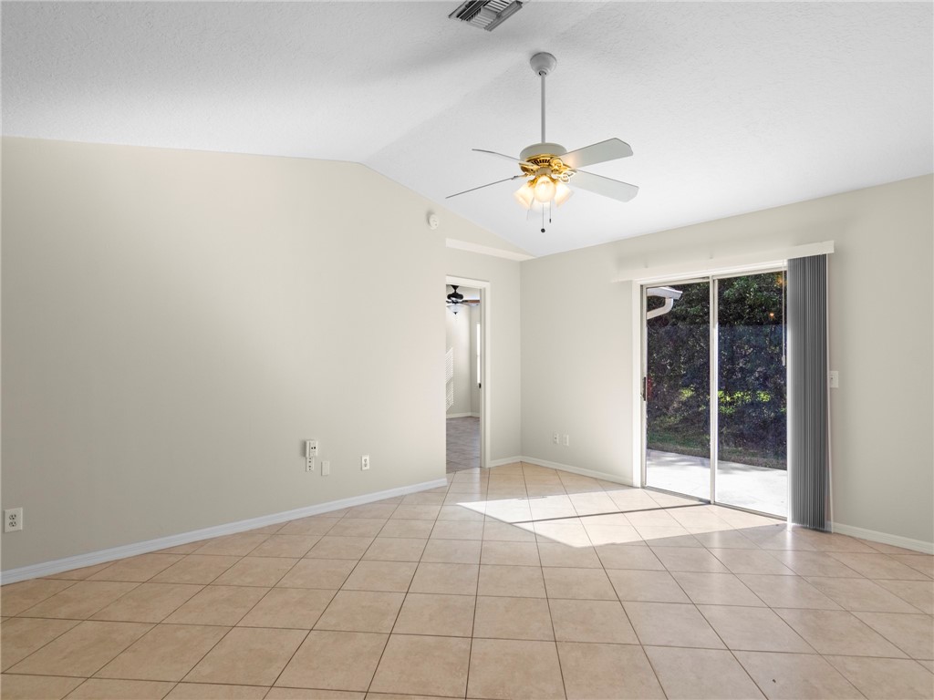 1105 9th Square