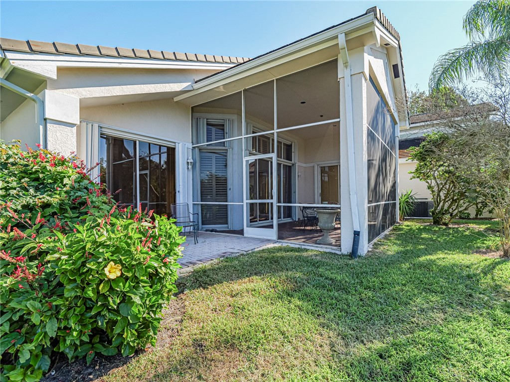 210 S Peppertree Drive