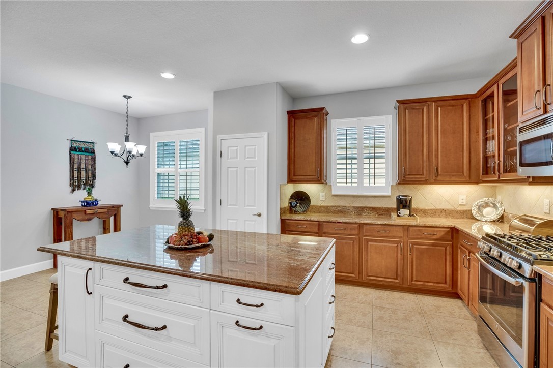 4224 Diamond Square