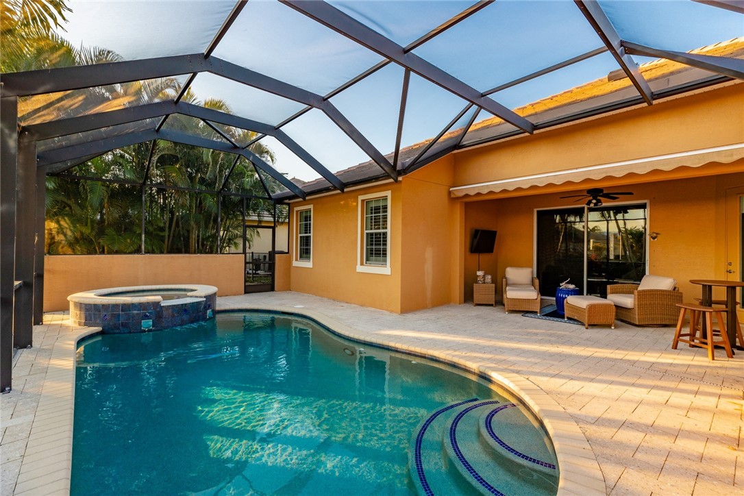 4224 Diamond Square