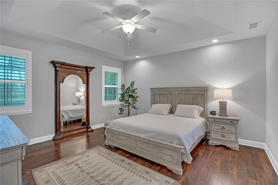 4224 Diamond Square