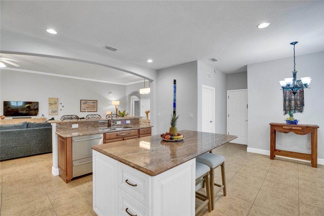 4224 Diamond Square