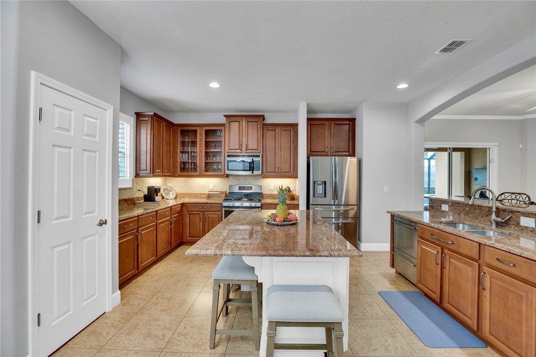4224 Diamond Square