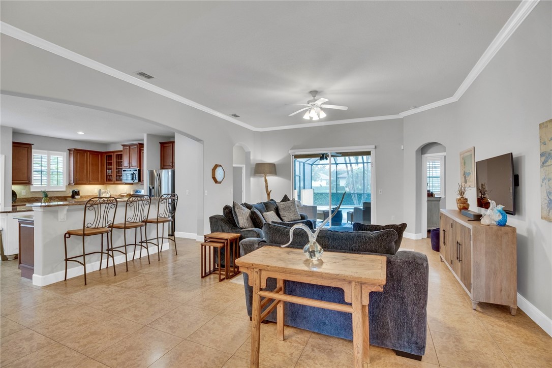 4224 Diamond Square