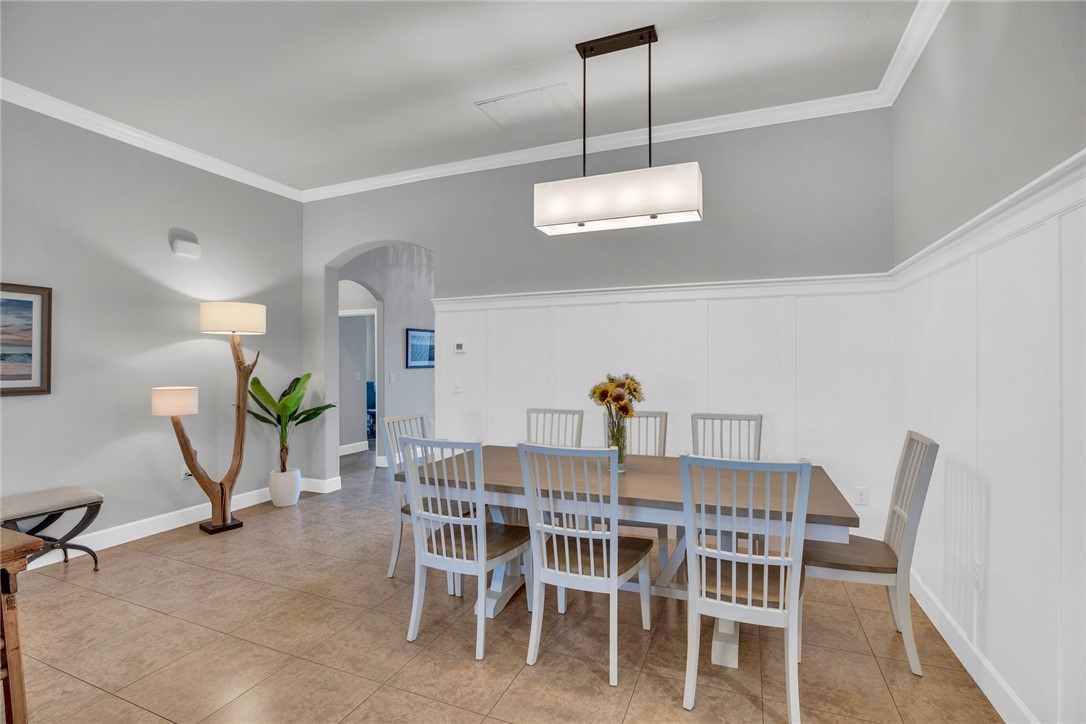 4224 Diamond Square