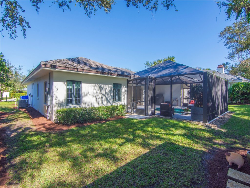 746 Iris Lane