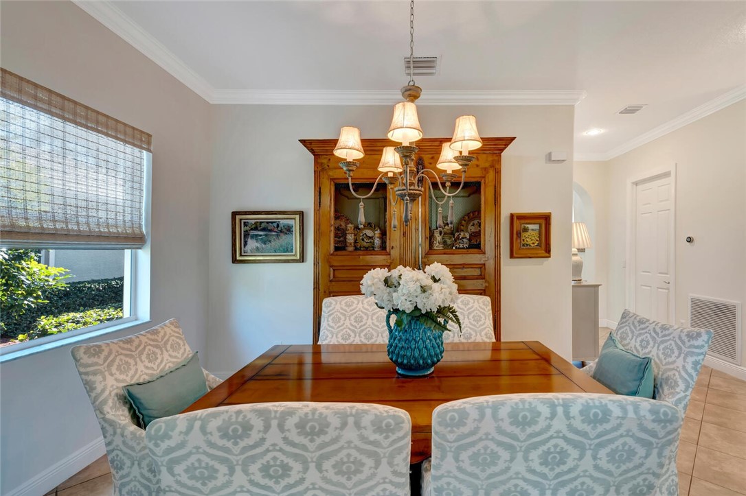 4217 Diamond Square