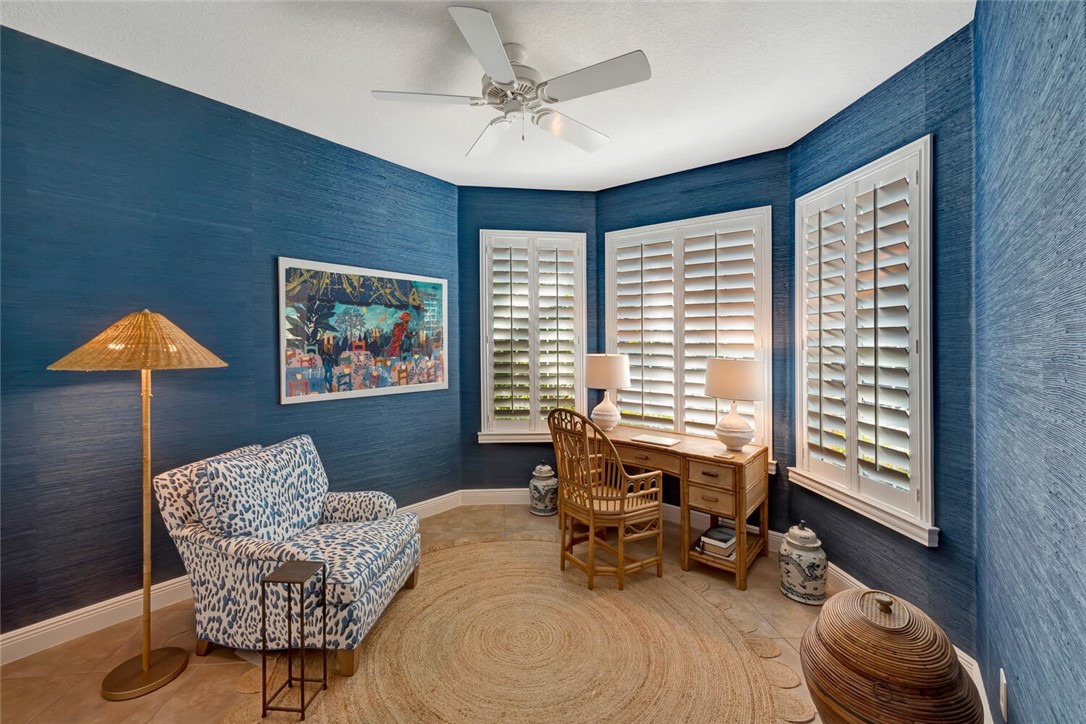 4217 Diamond Square