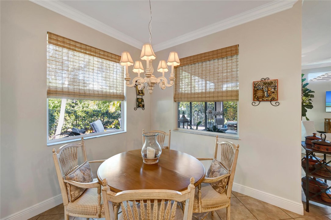 4217 Diamond Square
