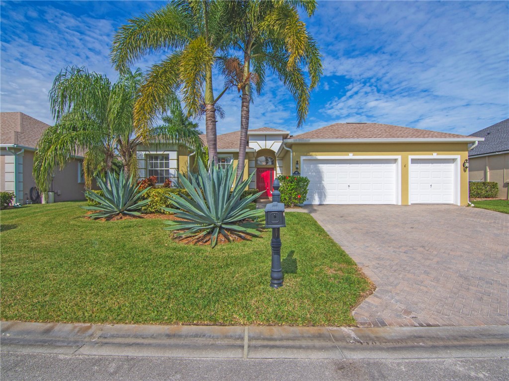 667 Tangelo Circle SW