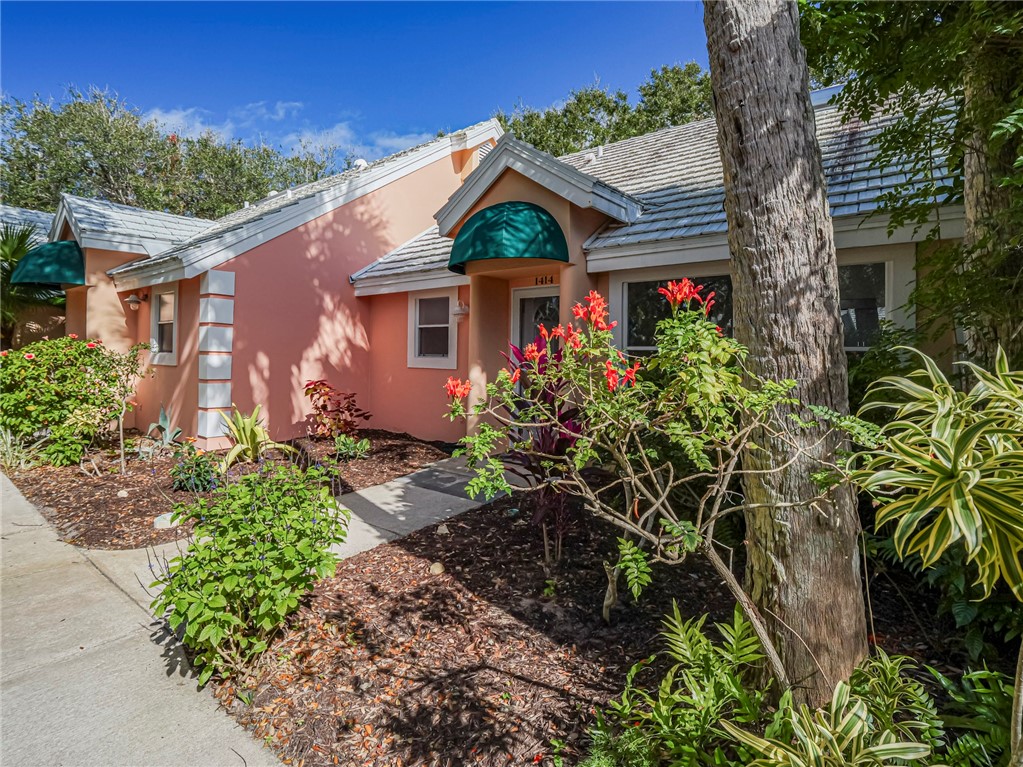 1414 Coral Oak Lane 1002