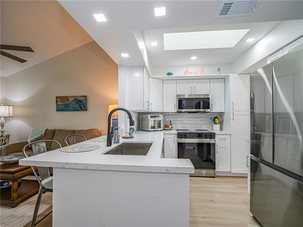 1414 Coral Oak Lane 1002