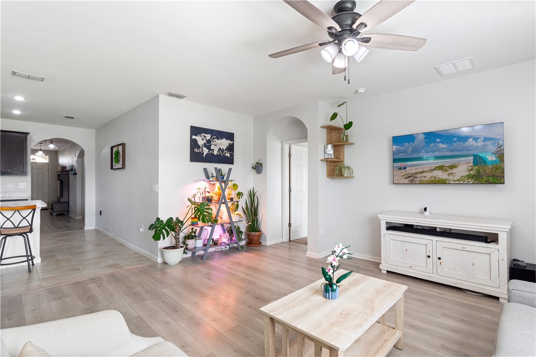 3281 Roxbury Place SW