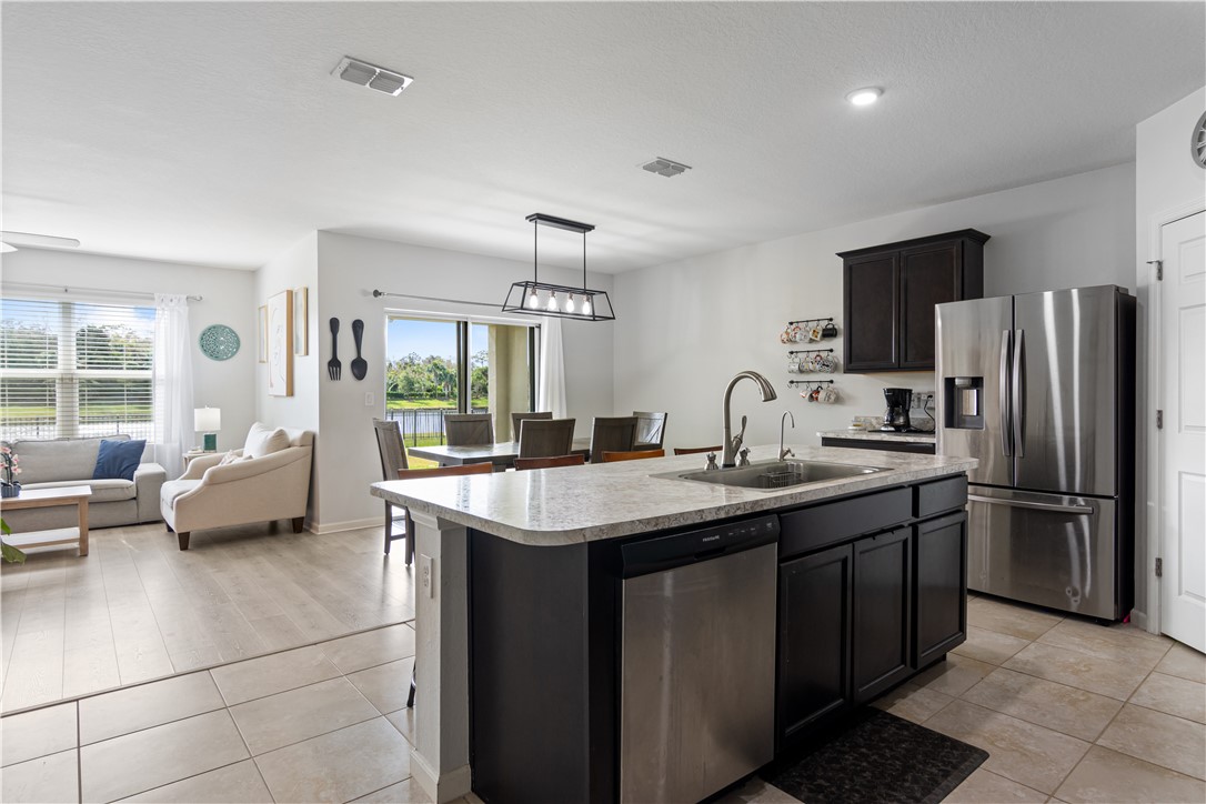 3281 Roxbury Place SW