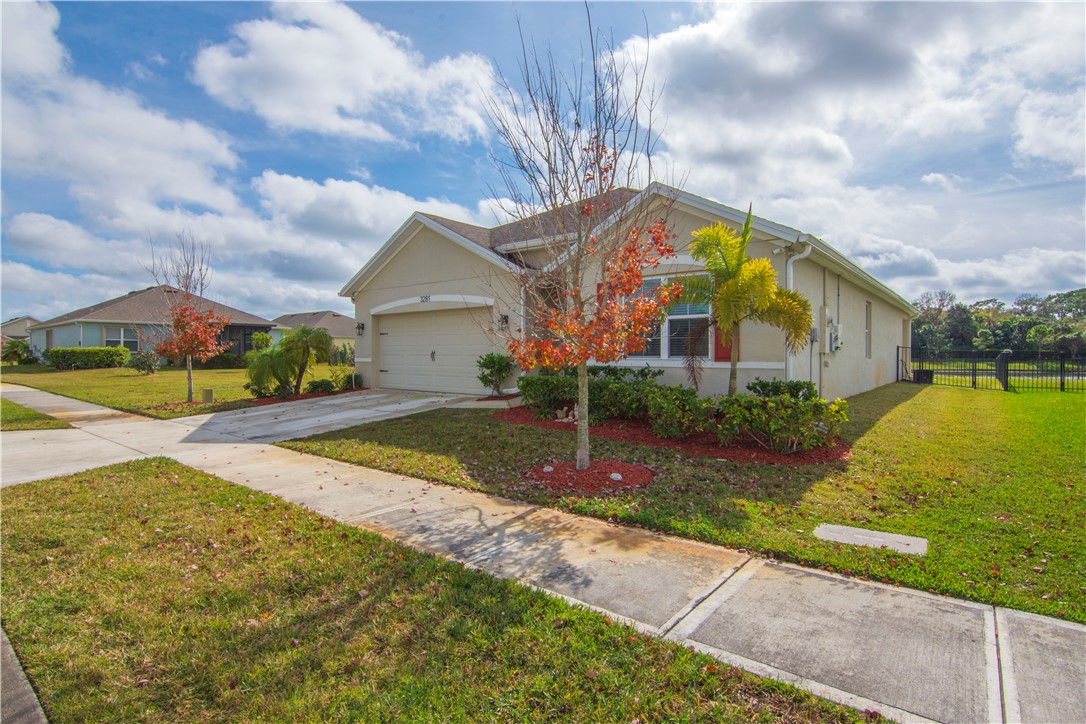 3281 Roxbury Place SW