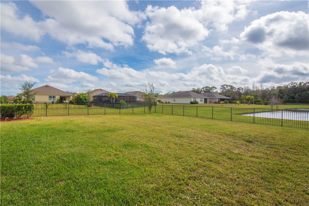 3281 Roxbury Place SW