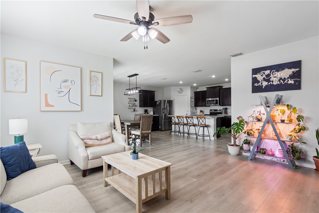 3281 Roxbury Place SW