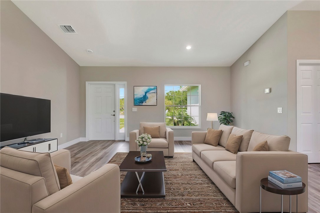 11126 Roseland Road