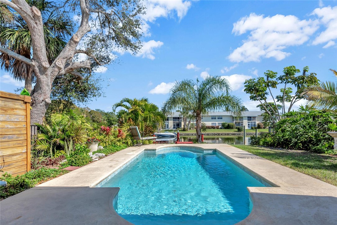 1934 Robalo Drive