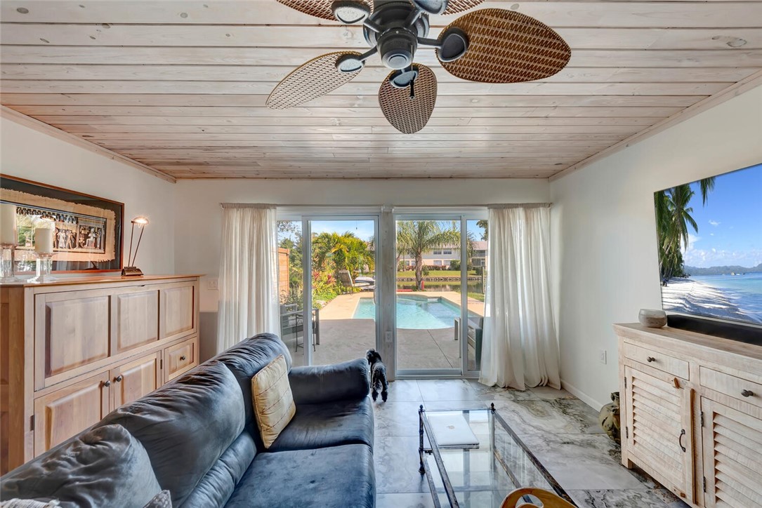 1934 Robalo Drive