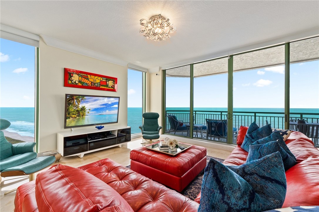 4330 N Highway A1a 2N