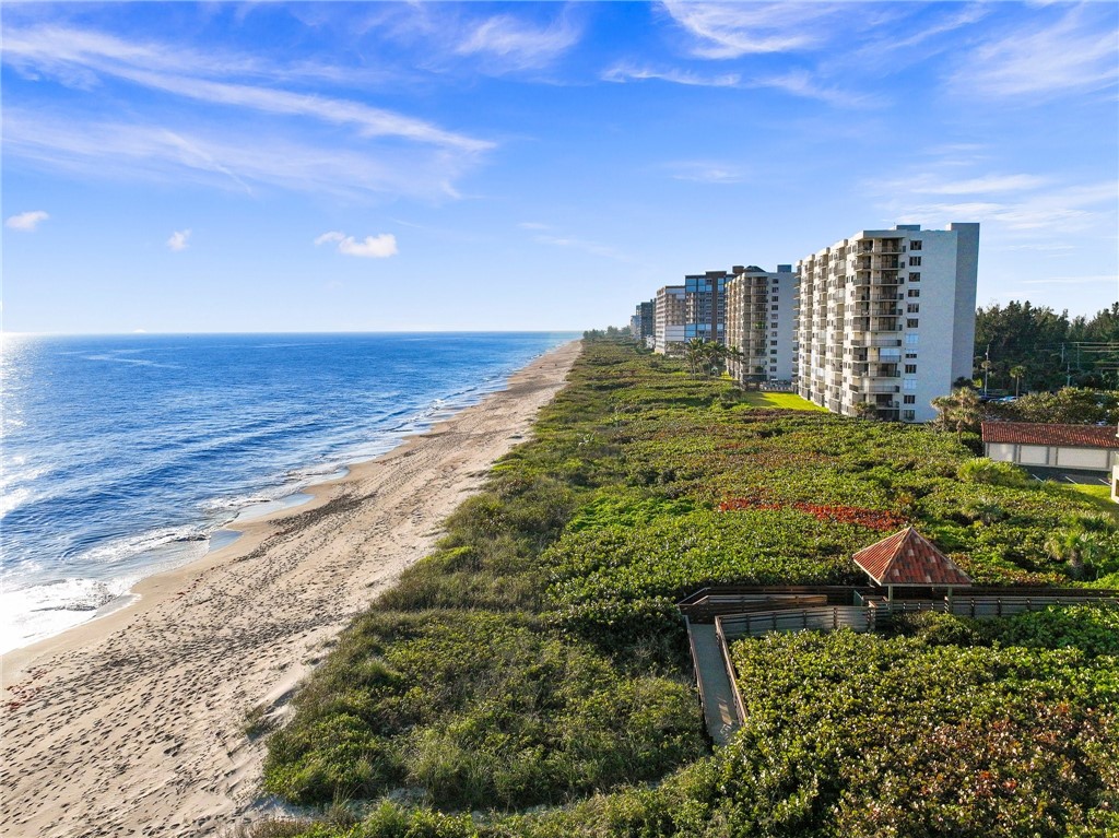 4330 N Highway A1a 2N