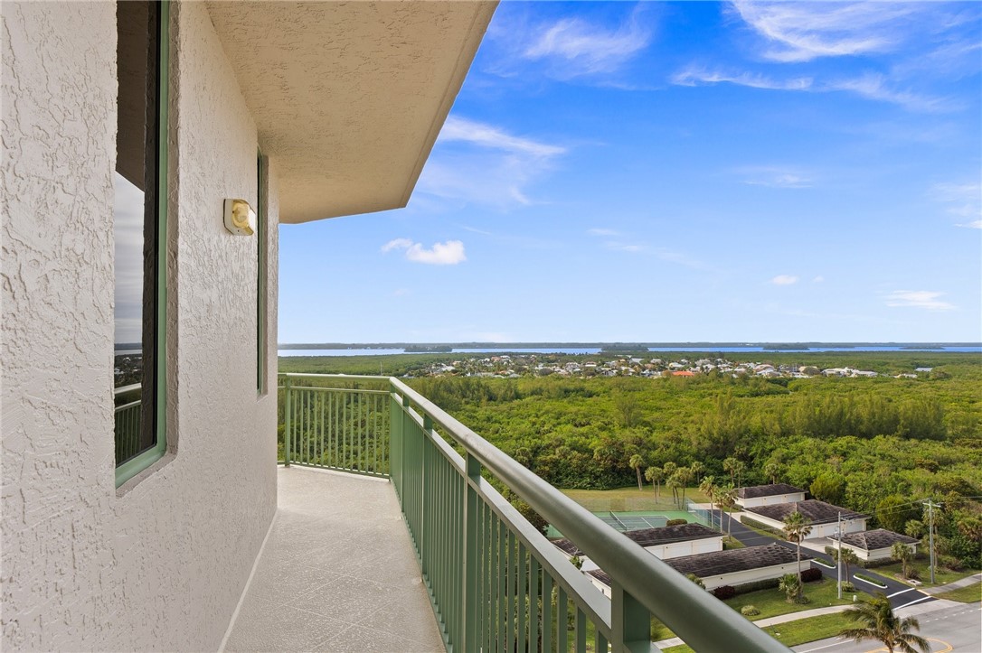 4330 N Highway A1a 2N