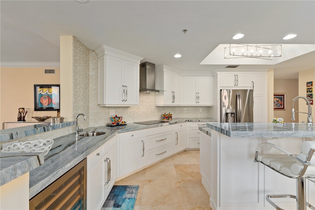 4330 N Highway A1a 2N