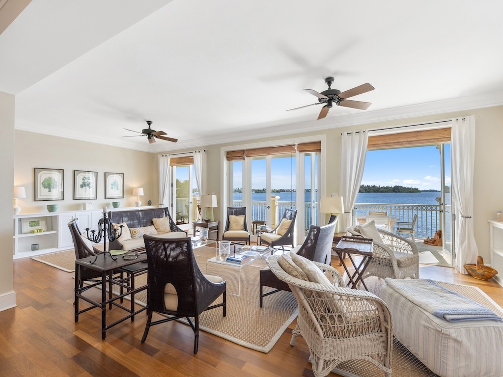 3 Royal Palm Point 1W