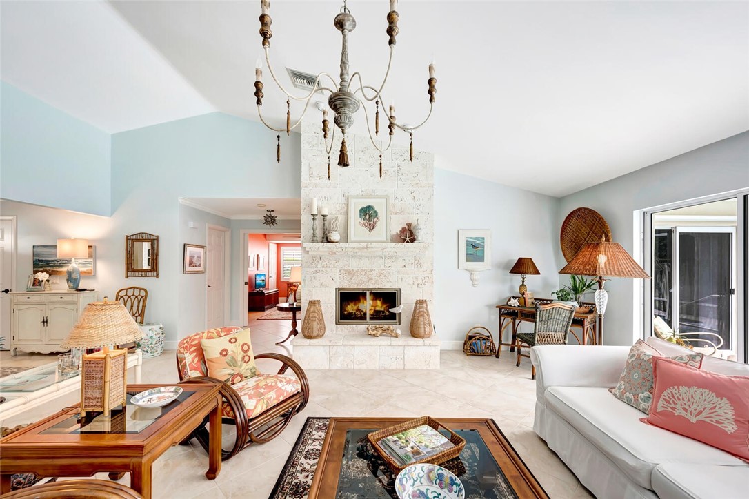 1340 Spanish Lace Lane