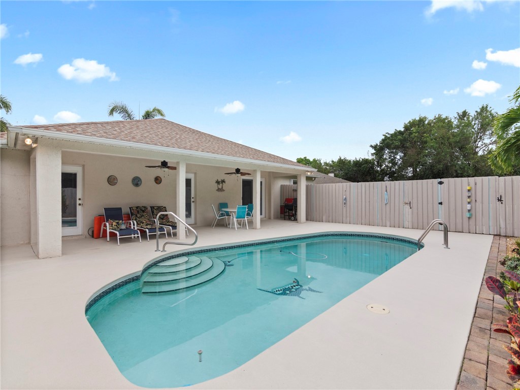 739 46th Square