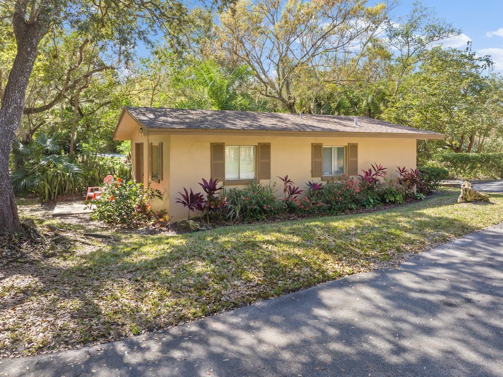 12509 Roseland Road